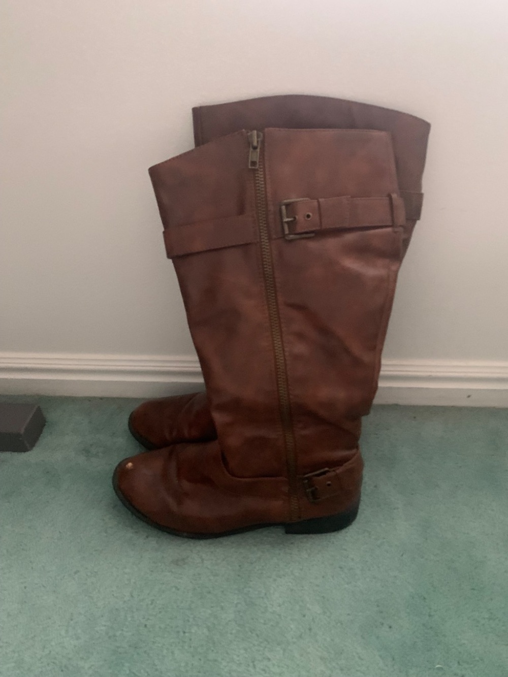 Boots - Picture 2 of 3